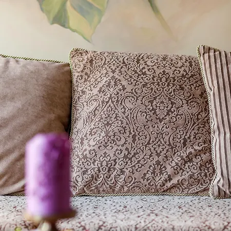 Frey Homes Old Town Apartman